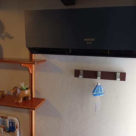Top Floor Studio Near Metro&View&200Mbps Athens Ngoại thất bức ảnh