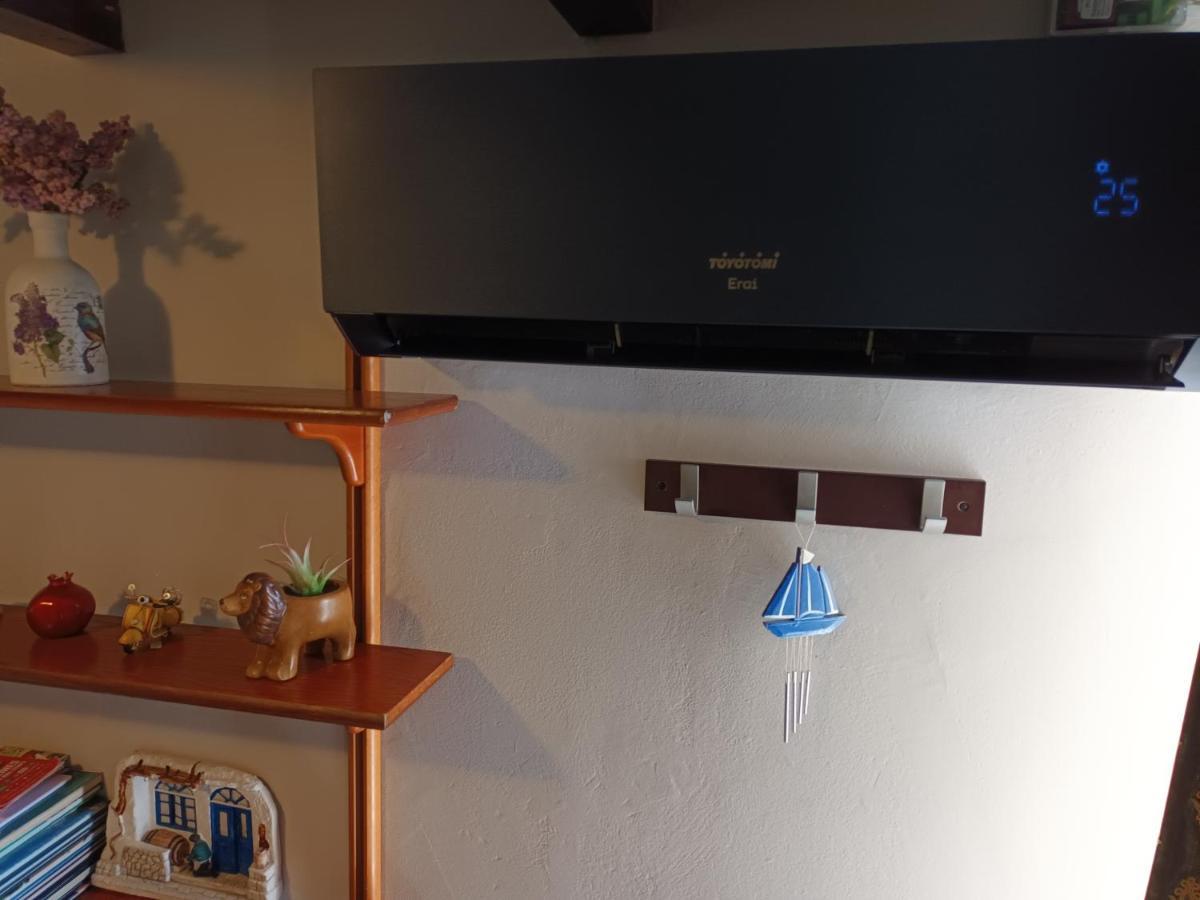 Top Floor Studio Near Metro&View&200Mbps Athens Ngoại thất bức ảnh