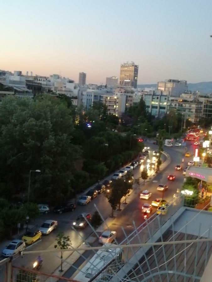 Top Floor Studio Near Metro&View&200Mbps Athens Ngoại thất bức ảnh