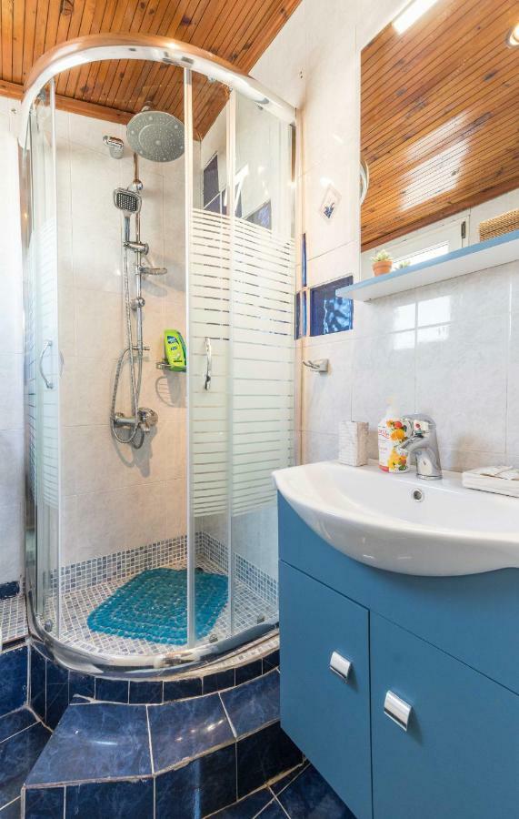 Top Floor Studio Near Metro&View&200Mbps Athens Ngoại thất bức ảnh