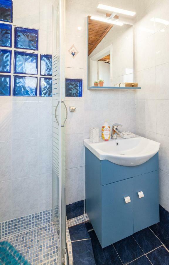 Top Floor Studio Near Metro&View&200Mbps Athens Ngoại thất bức ảnh