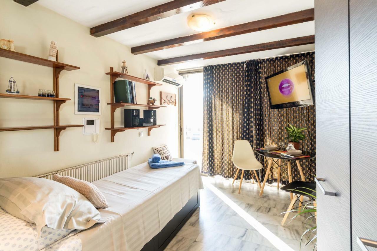 Top Floor Studio Near Metro&View&200Mbps Athens Ngoại thất bức ảnh